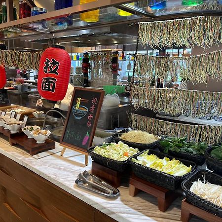 Grand Barony Qingdao Airport Hotel エクステリア 写真