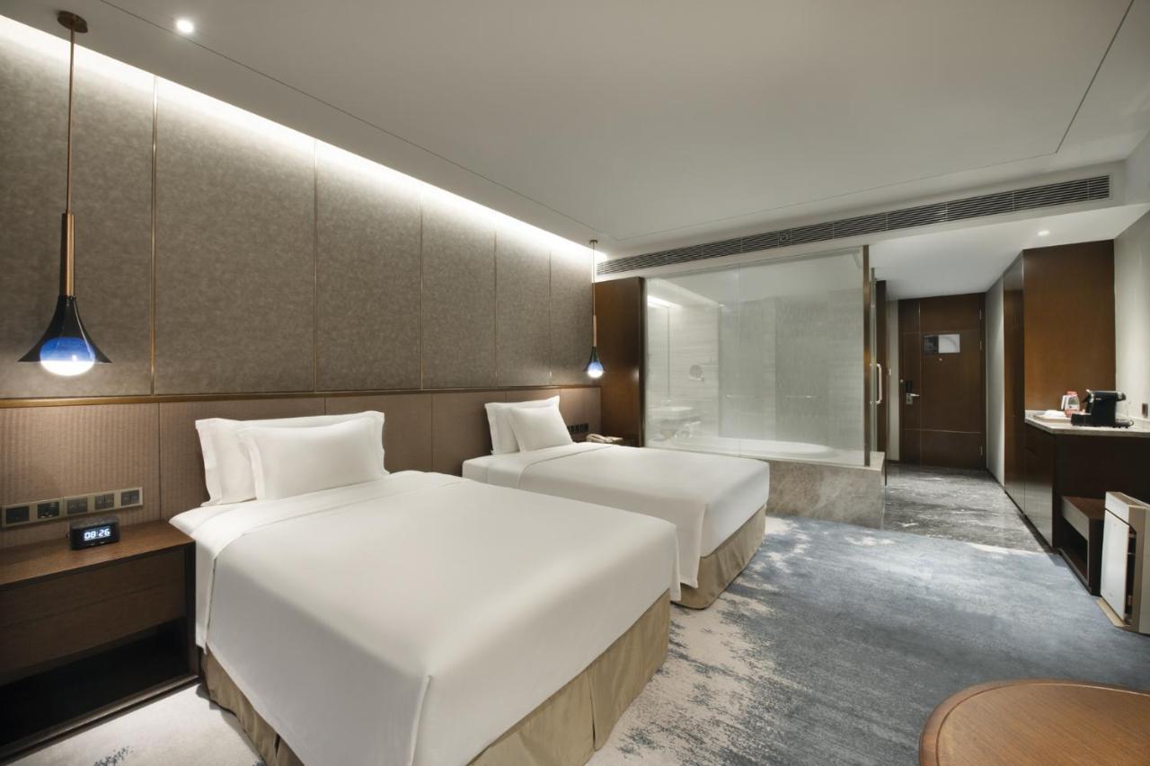 Grand Barony Qingdao Airport Hotel エクステリア 写真