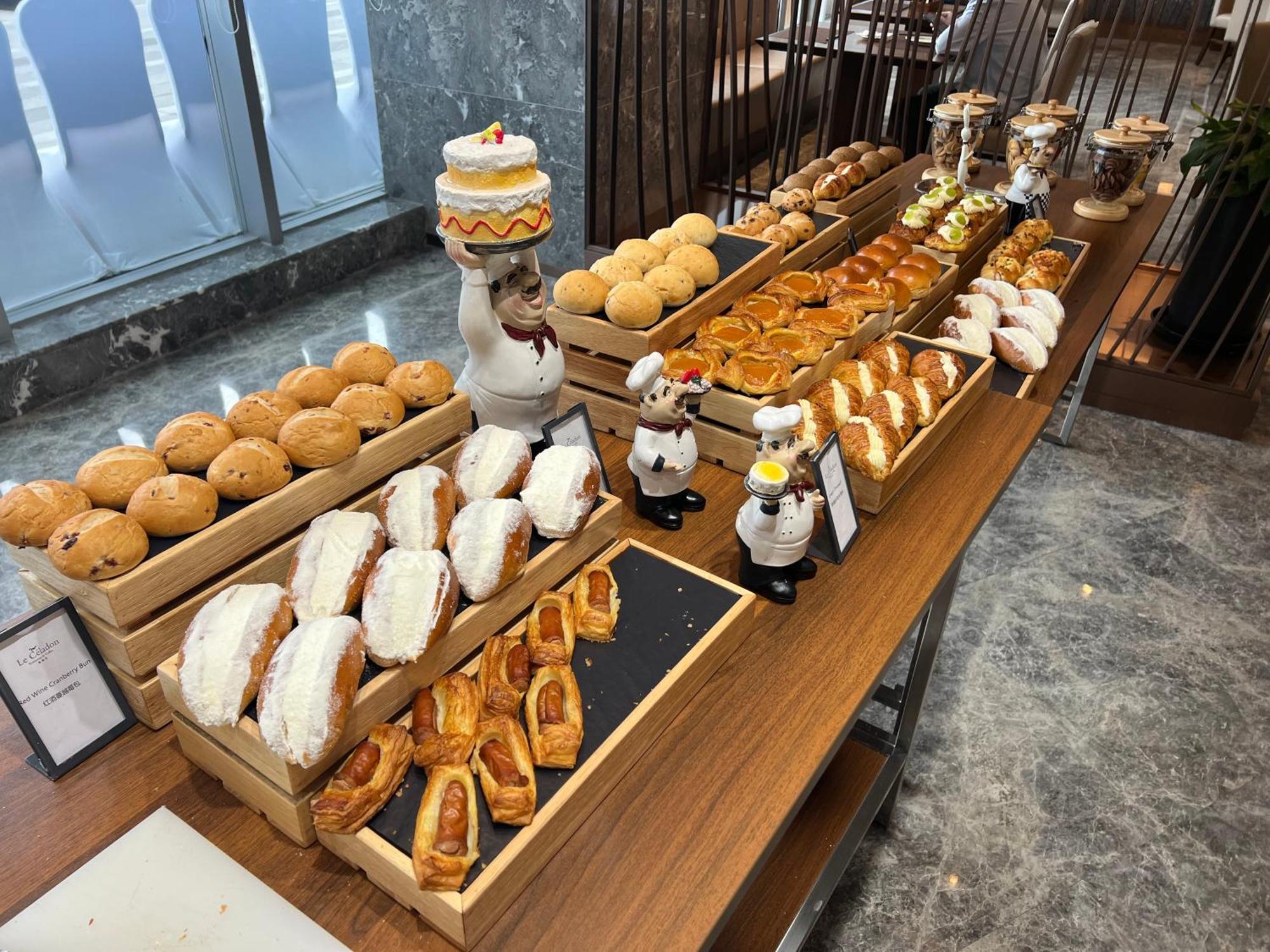 Grand Barony Qingdao Airport Hotel エクステリア 写真